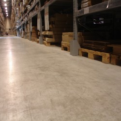 Indurfloor is totaalleverancier van cementgebonden bedrijfsvloeren en van kunststof bedrijfsvloeren.