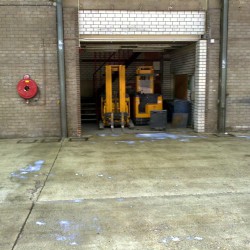 Indurfloor, vloerrenovatie specialist van bedrijfsvloeren Indurfloor, vloerrenovatie specialist van bedrijfsvloeren